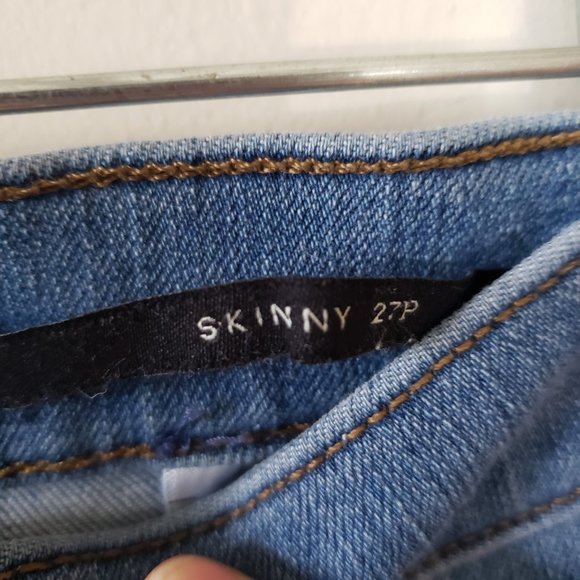 Banana Republic Medium Wash Premium Denim Skinny Jeans 27P - Picture 8 of 9